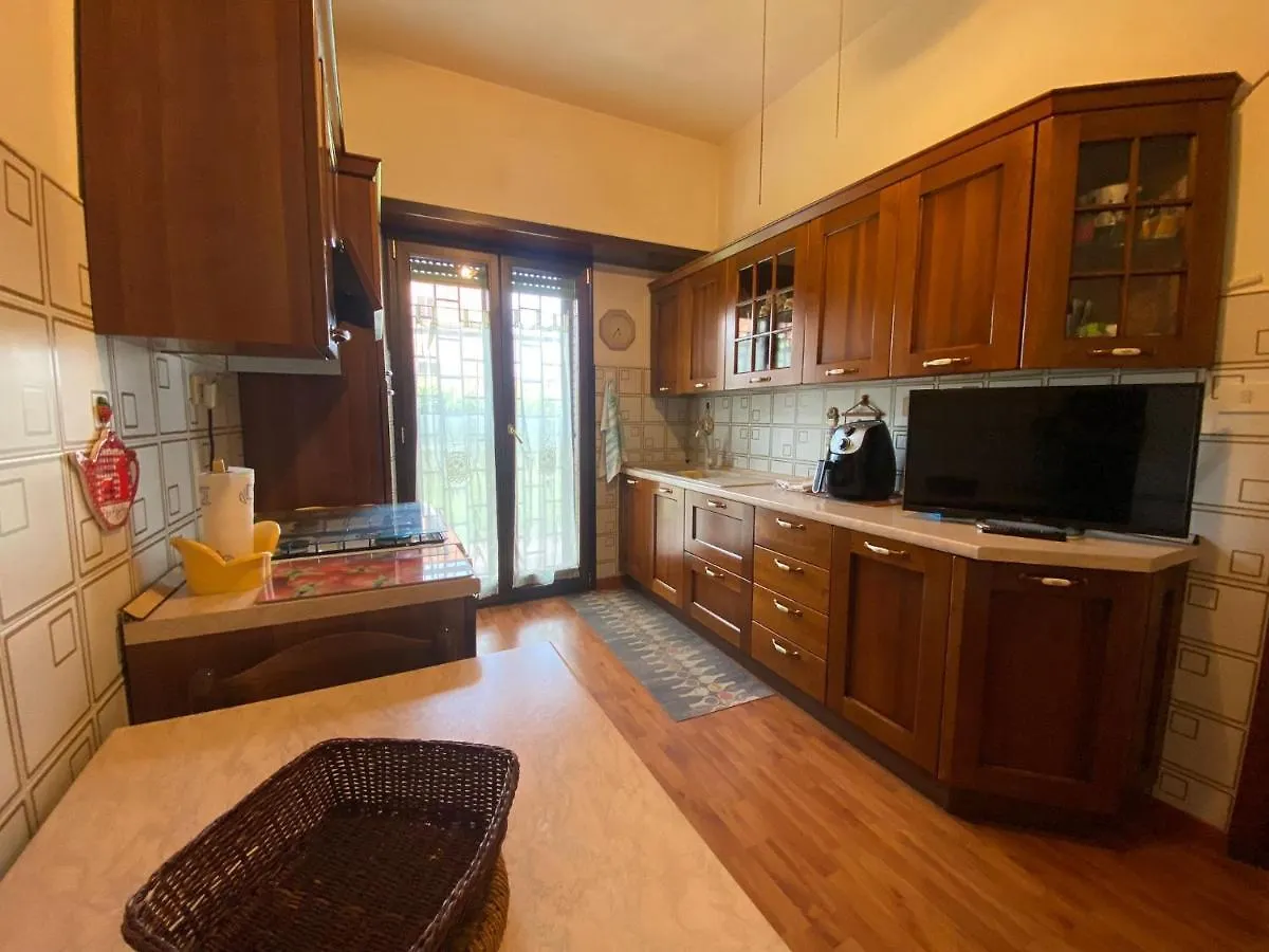 Polly Garden Apartment Rome