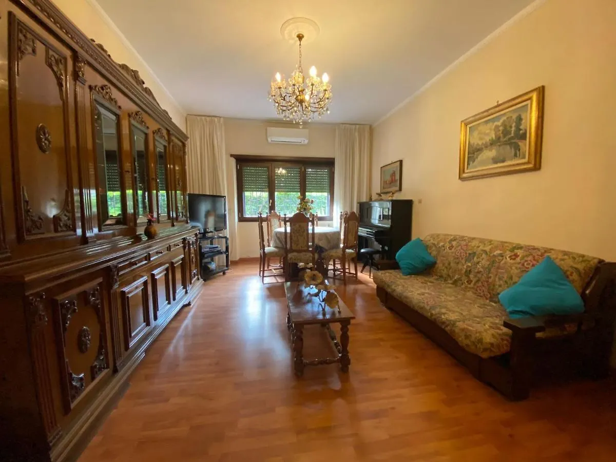 Polly Garden Apartment Rome